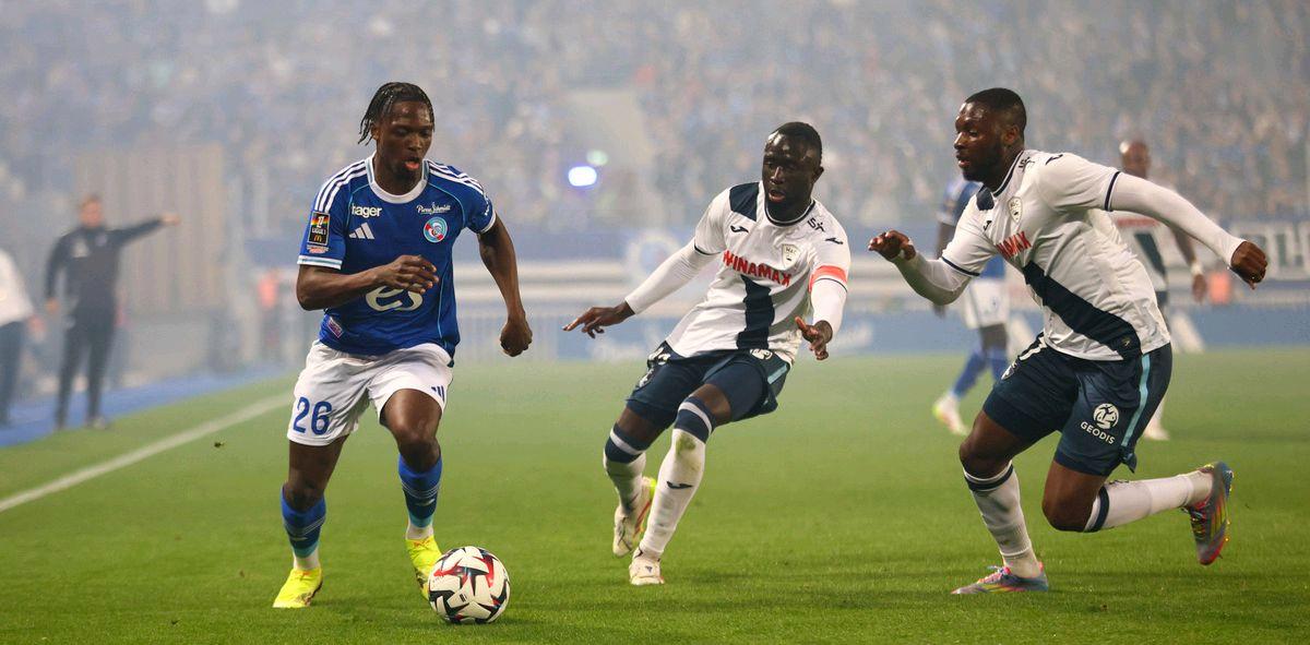 马德里竞技对阵波尔图：争夺晋级机会(马德里竞技vs波尔图预测)